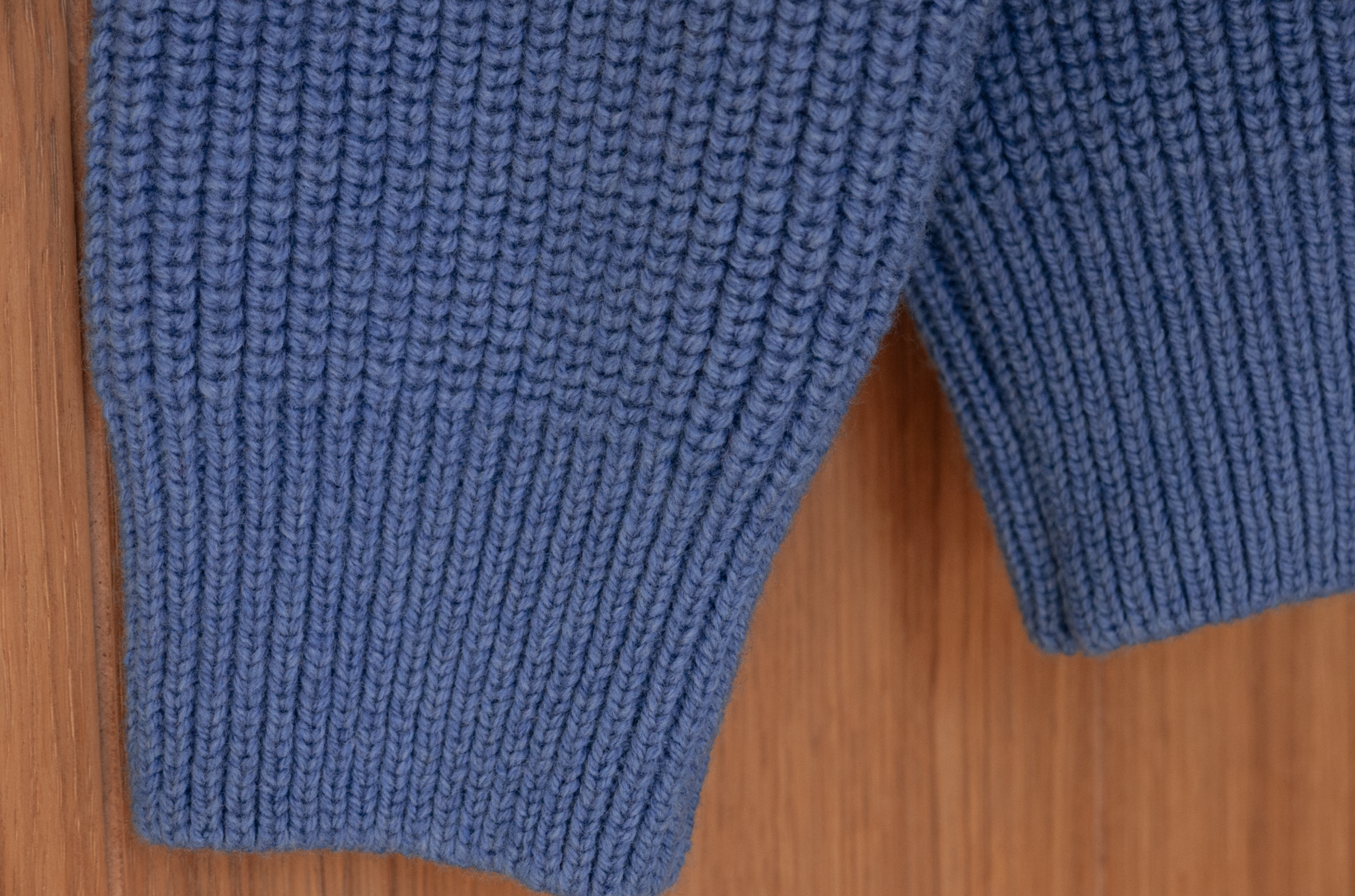 main_slideshow | color_blue mottled