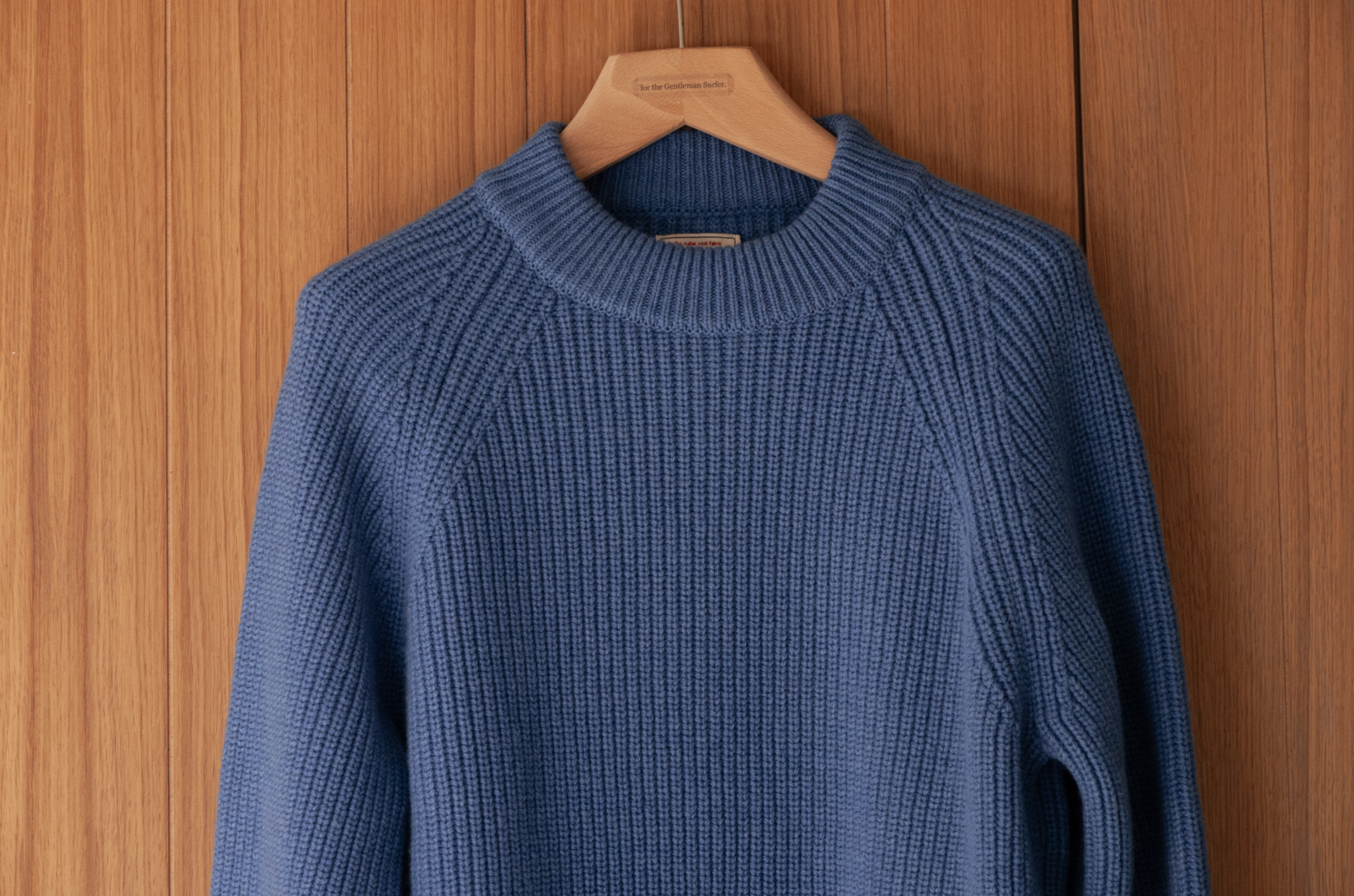 main_slideshow | color_blue mottled