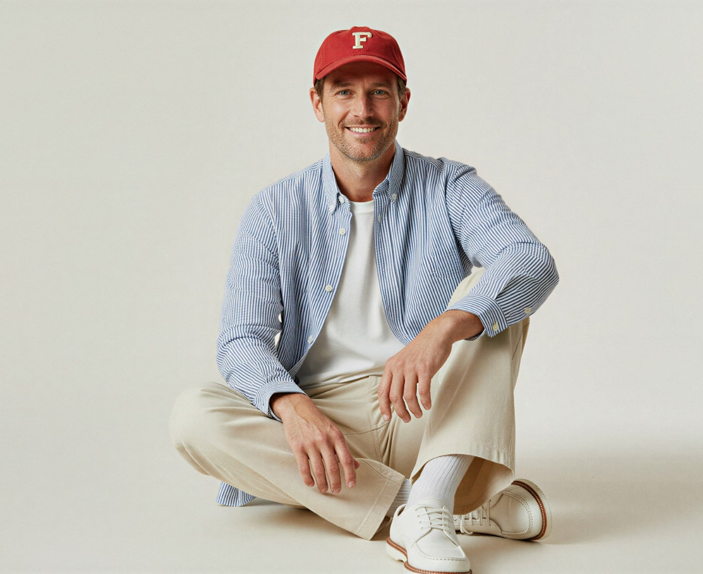 | main_slideshow | blue and white striped color